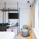 Ξενοδοχείο Rosa 4*