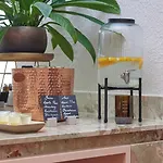 Ξενοδοχείο Rosa 4*