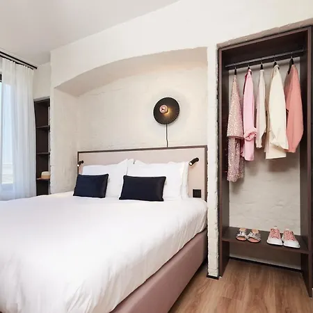 Rosa Hotell 4*