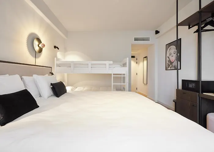 Rosa מלון אוסטנדה